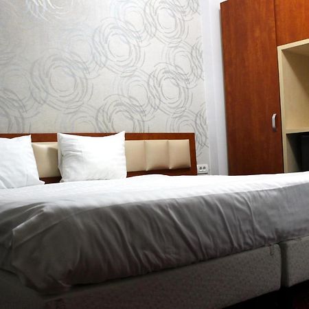 Kosher Hotel Lev Or Βουκουρέστι Εξωτερικό φωτογραφία