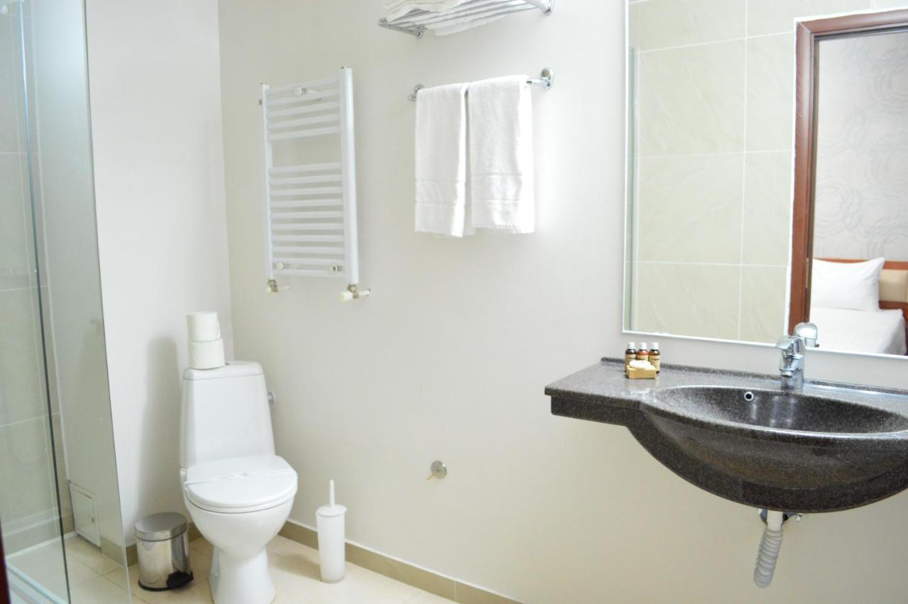 Kosher Hotel Lev Or Βουκουρέστι Εξωτερικό φωτογραφία